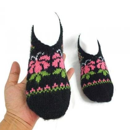 Women's Black Home Slippers, Croche..