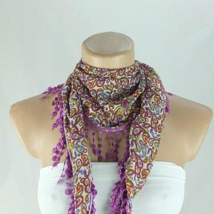 Multicolor paisley scarf, fringed s..