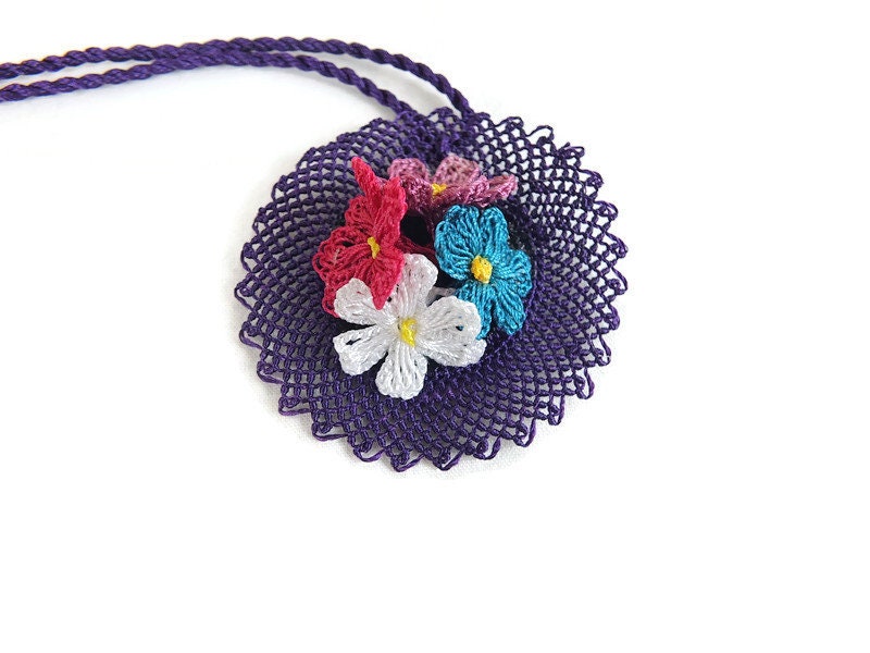 Purple Crochet Necklace with Flowers, Turkish Oya Jewelry, Crochet Jewelry , Flower Necklace, Medallion Pendant, Floral Jewelry,