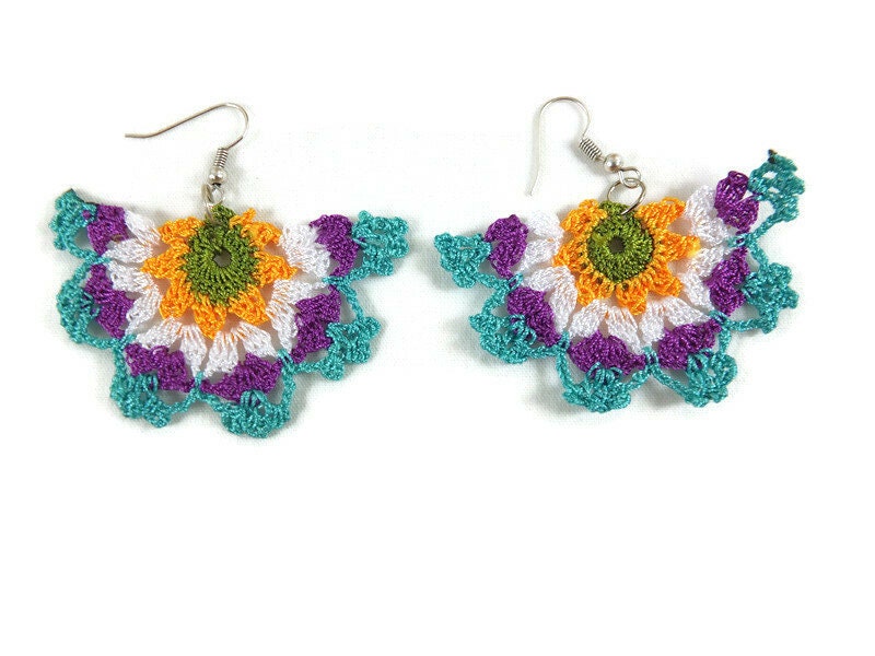 Hand Crochet Colorful Lace Flower Earrings, Otantic Fiber Earrings, Dangle Oya Earrings, Boho Chic Summer Earrings