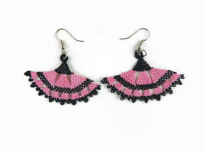 TATTED EARRINGS - PINK and Black Earrings - Trendy Turkish Oya Dangle - Gift For Wife - Statement Crochet Dangle - Lightweight Earring