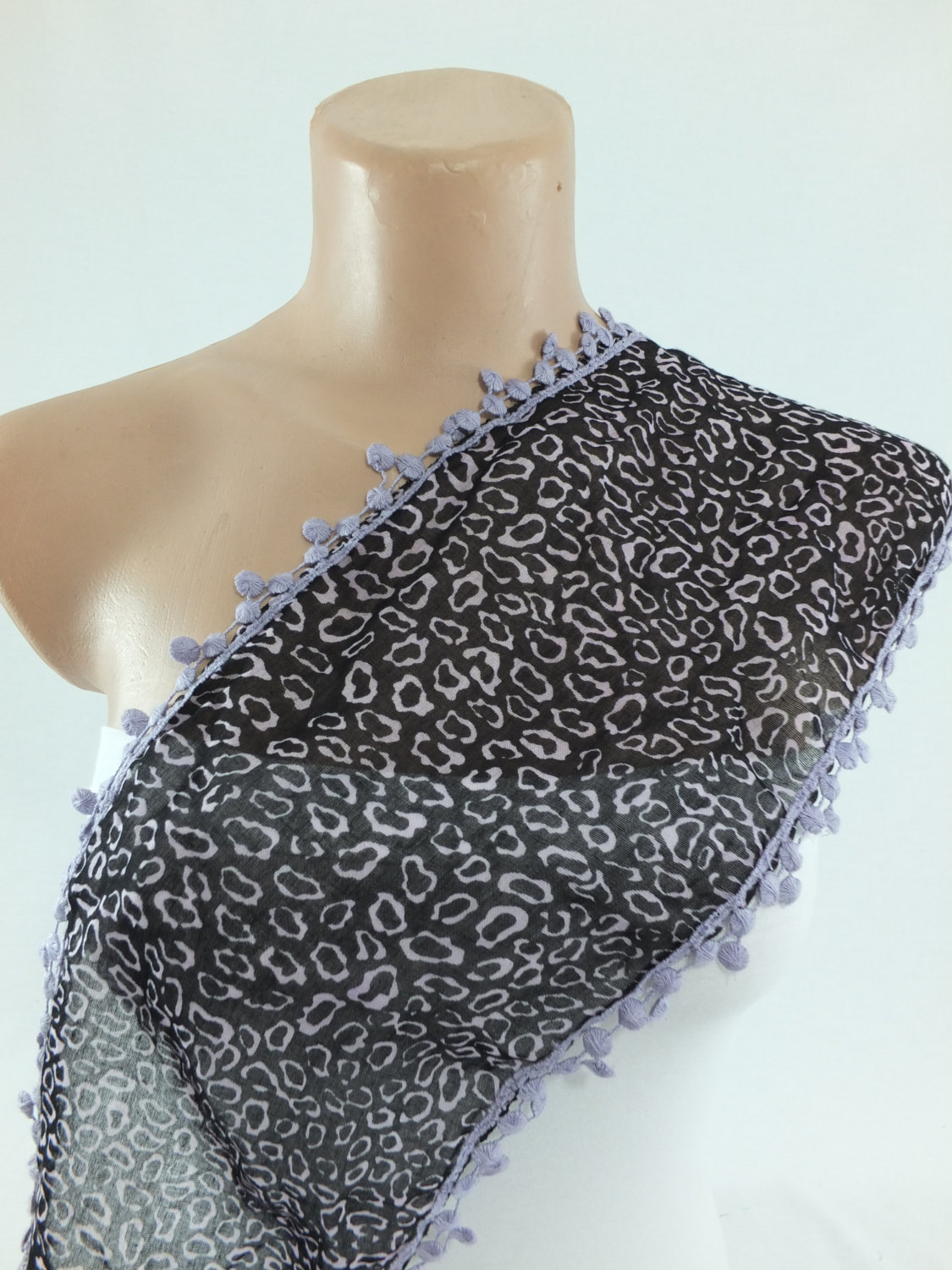 Leopard Print Scarf , Black-lilac Cotton Scarf, Woman Fashion Scarf, Cowl With Flower Lace Trim,neckwarmer, Foulard,gift Fo
