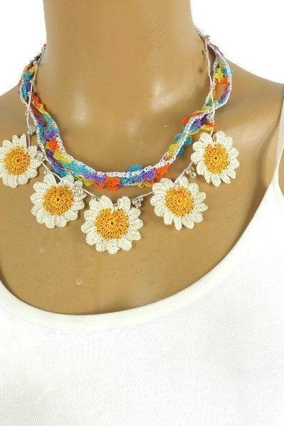 Crochet Daisy Necklace, Boho Flower Necklace, Daisy Choker, Floral Necklace, Crochet Jewelry, Metal , Gift For Her