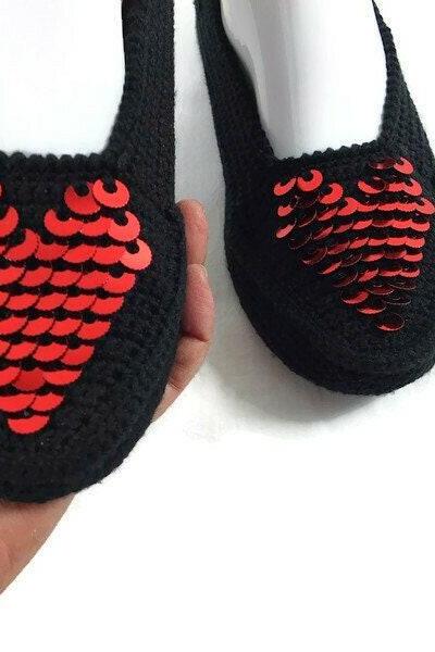  Hand Crochet Black Slippers for Women | Cozy slippers | Woolen slippers | hand knitted slippers | Red Heart Slippers , Slippers With Sole